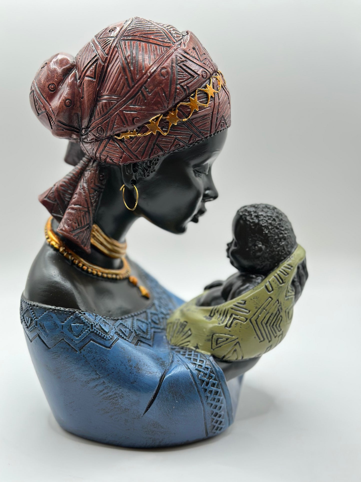 African Mother & Children Figurine – 22 cm Hand-Painted Resin Sculpture for Cultural Home Décor & Mother’s Day Gift | Nestora Arts