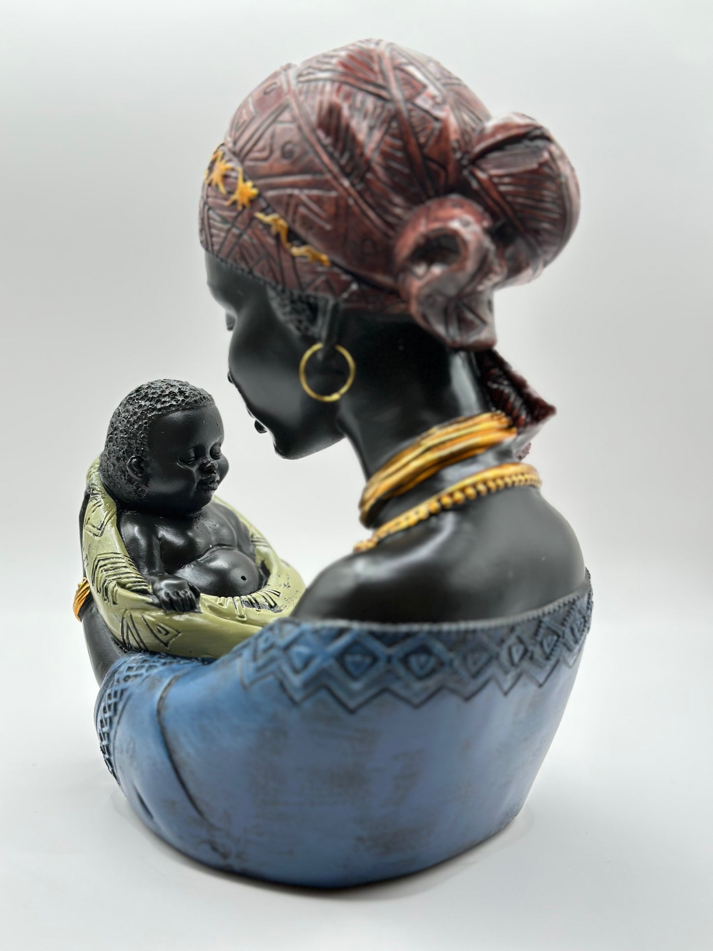African Mother & Children Figurine – 22 cm Hand-Painted Resin Sculpture for Cultural Home Décor & Mother’s Day Gift | Nestora Arts
