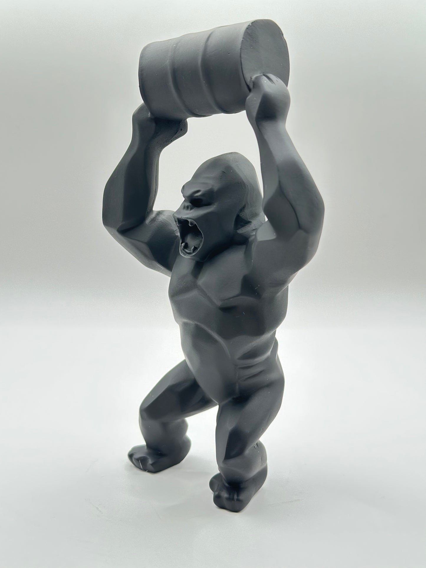 Resin Gorilla Superhero Statue – 20 cm Dynamic Figurine for Modern Home Décor & Unique Gifts | Nestora Arts