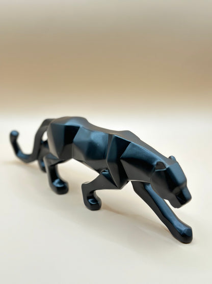 Geometric Leopard Statue – 24.5 cm Modern Resin Animal Ornament for Home & Office Décor | Nestora Arts
