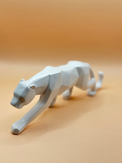 Geometric Leopard Statue – 24.5 cm Modern Resin Animal Ornament for Home & Office Décor | Nestora Arts