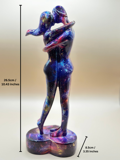 Romantic Couple Sculpture – 26.5 cm Starry Sky Resin Figurine for Home Décor, Wedding & Valentine’s Gifts | Nestora Arts